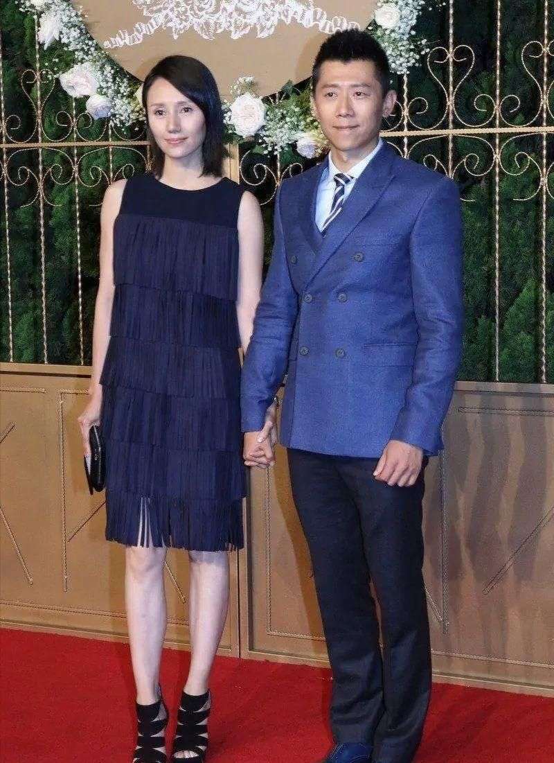 夏雨袁泉结婚照片图片