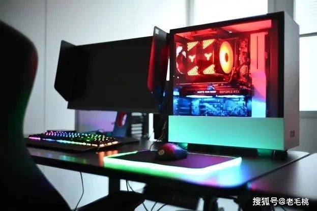 原创
            硬件脏了=报废？其实不然，硬件可以水洗清理！1