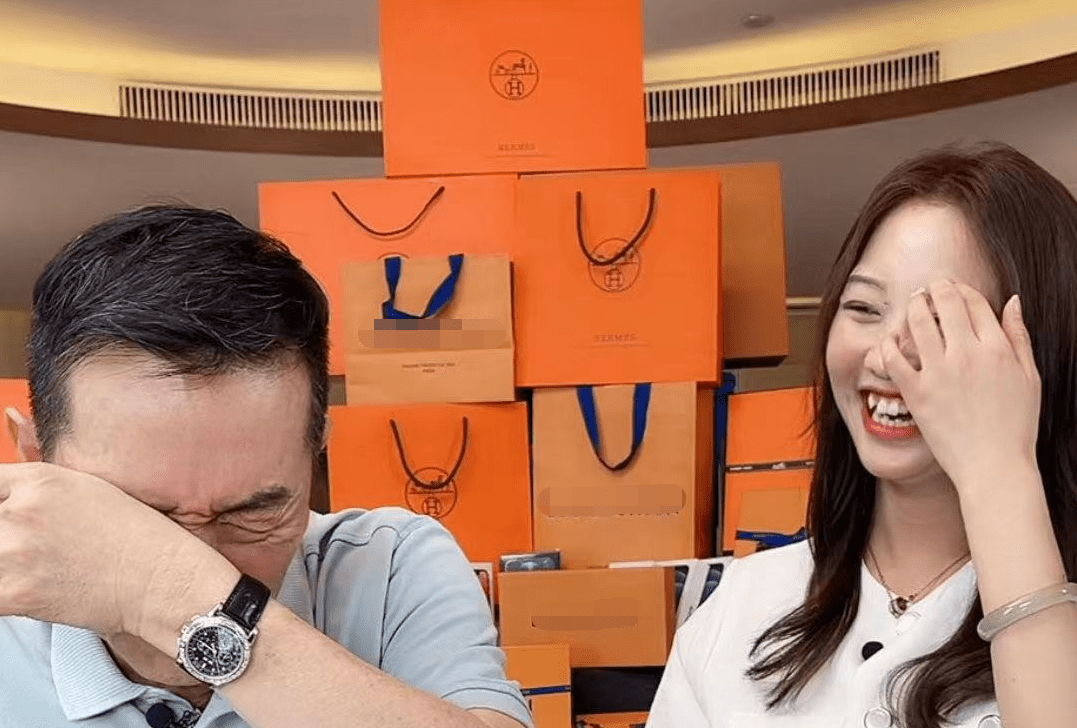 半个娱乐圈都在带货,但效果真的不如网红,潘长江曾杀出重围_直播_网友