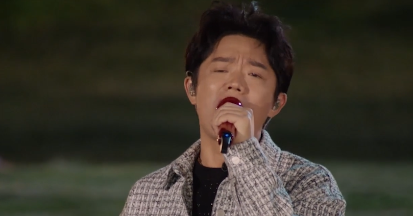 被称地上说唱皇帝,却只会唱吆吆吆,曾毅凭啥跟玲花五五分账_凤凰_酷派