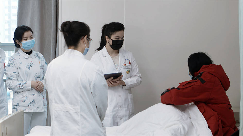 重庆大学附属肿瘤医院两名青年学者邹冬玲,李咏生获中国抗癌协会青年