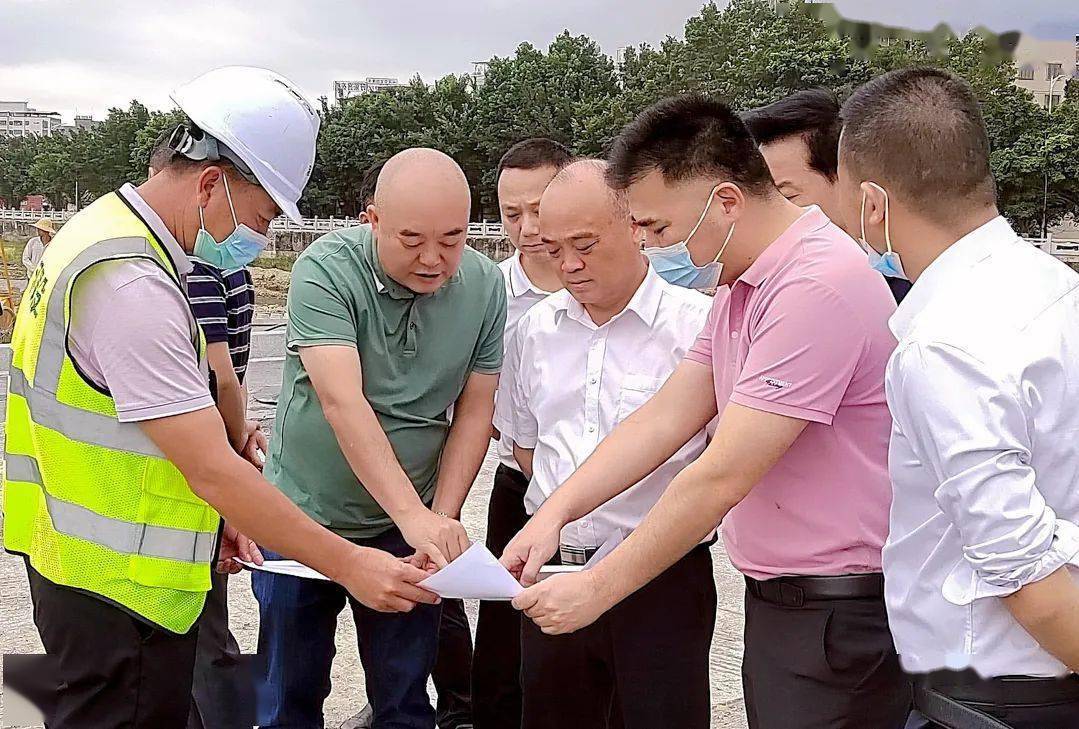 邓小强率队先后到万洋众创城项目建设现场,连平县旺良实业发展有限