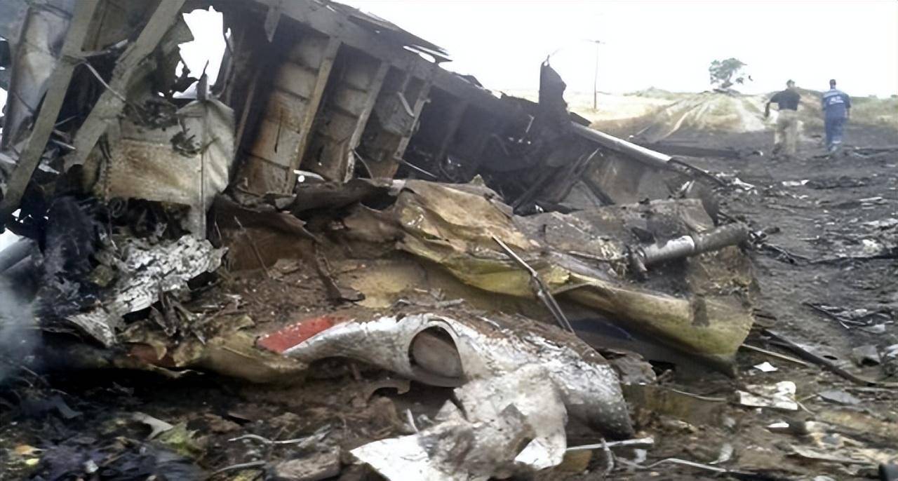 (马航mh17客机坠毁现场)事件来龙去脉已经基本清晰,判决结果也已经