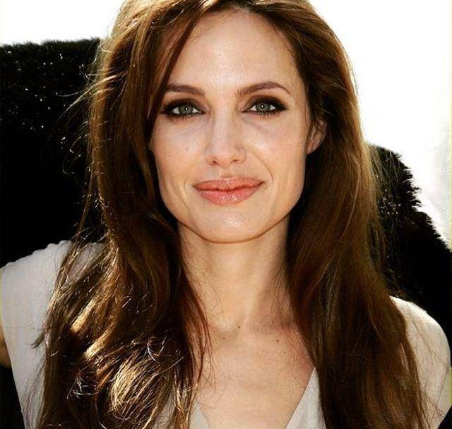 2012年,笑容最多的安吉丽娜朱莉,也是幸福的安吉丽娜朱莉_皮特_开心