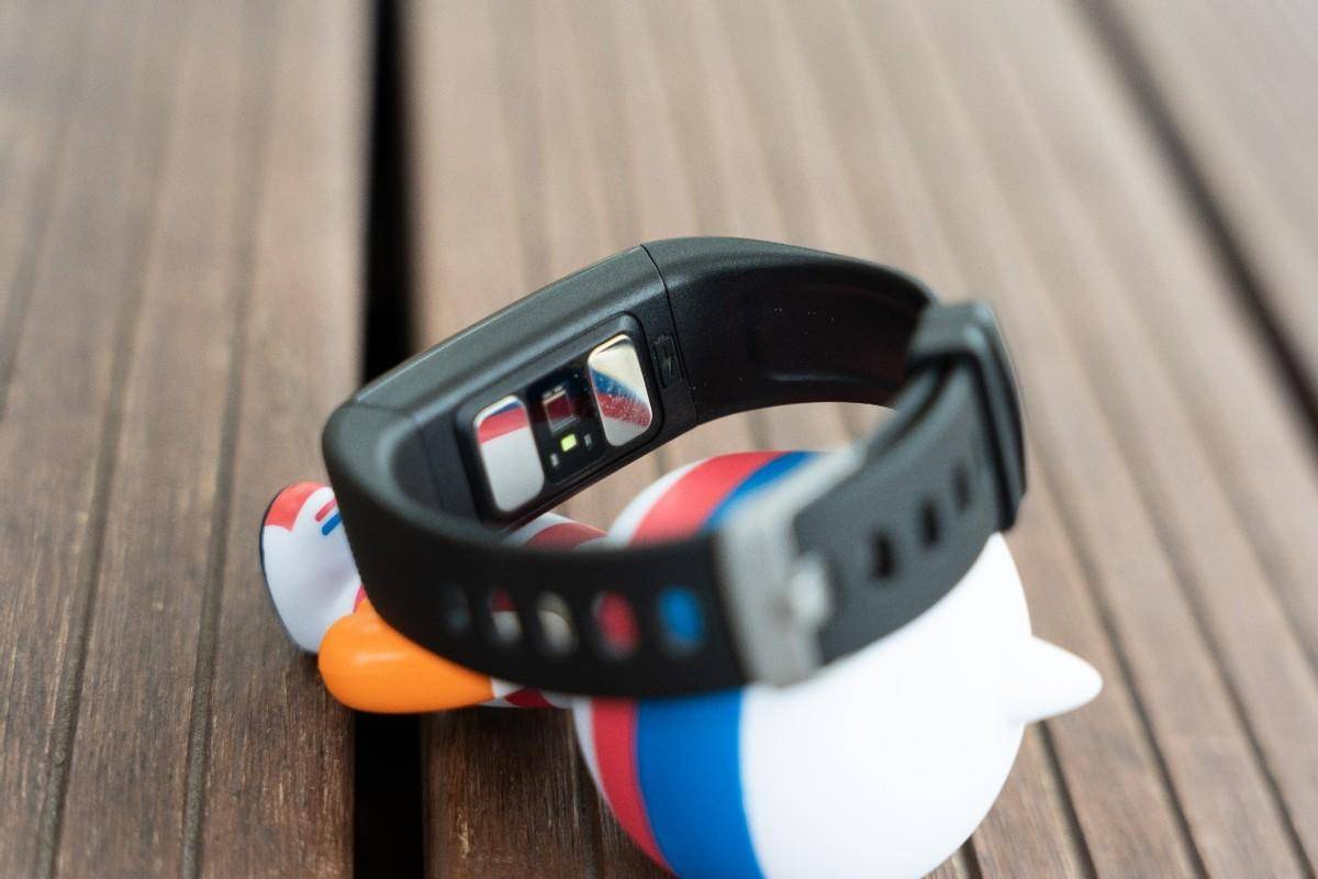 血压和心电图轻松测,兼顾时尚外观,dido y1良心手环推荐_检测_测量