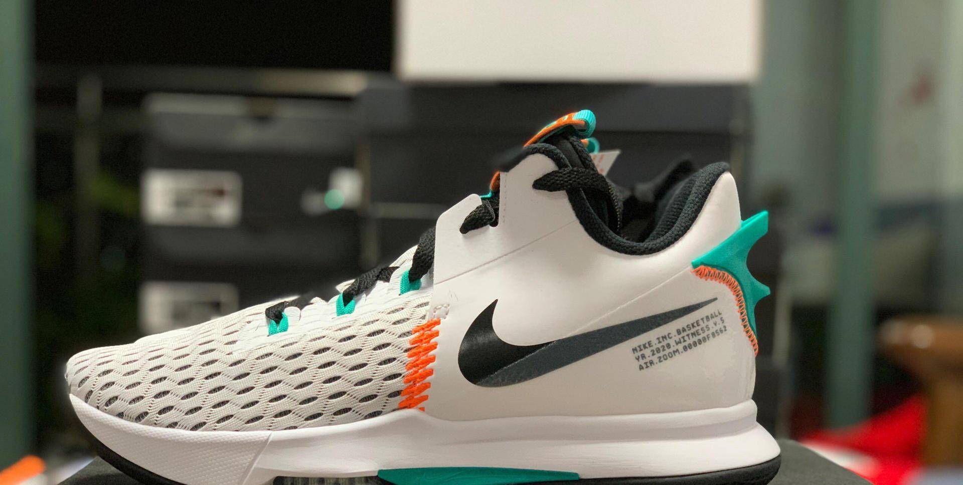 盘点十五款出街兼实战的性能跑鞋_耐克_nike_亚瑟士
