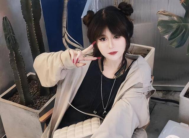 "是我瞎了眼看上他",王佳颖再发小作文,言论简直三观尽毁_事情_问题