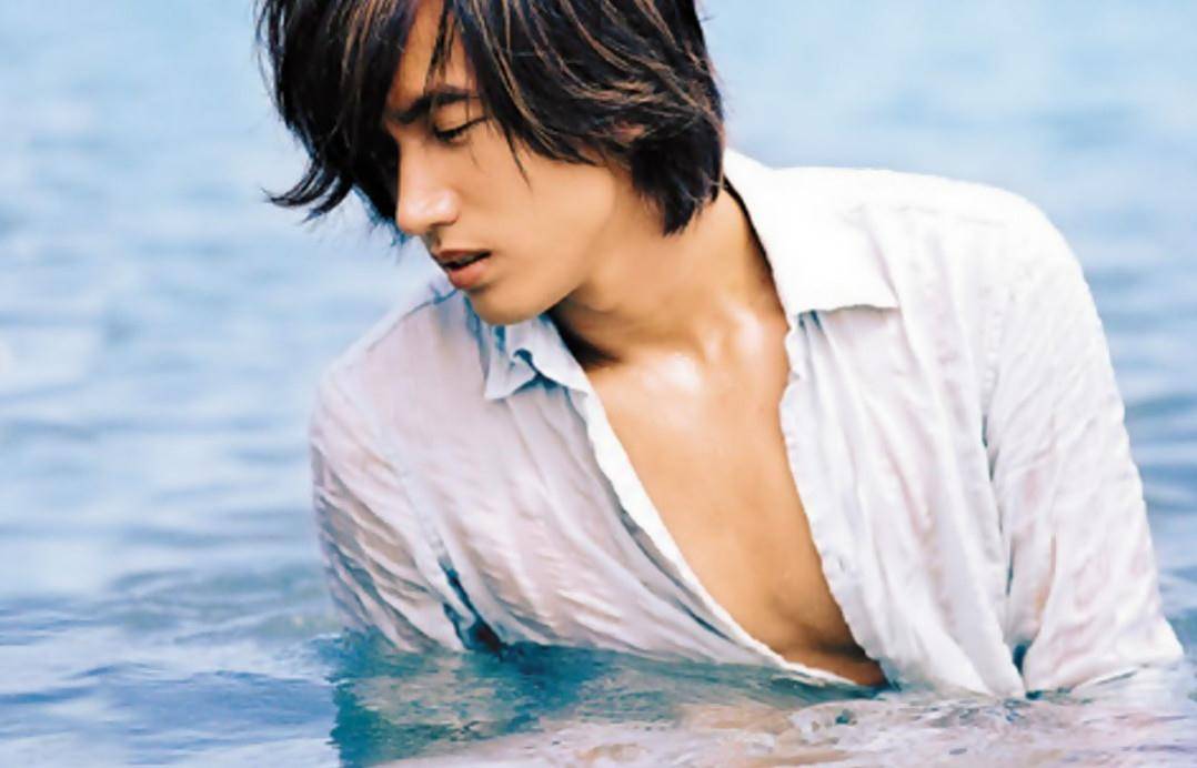 承认"道明寺"带来的迷失,44岁的言承旭坦言接受自己"不完美"