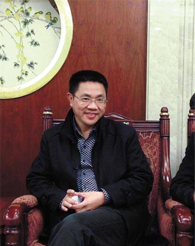 北大养猪才子,为了改善村民生活,盖了258套别墅,村民怎么做?