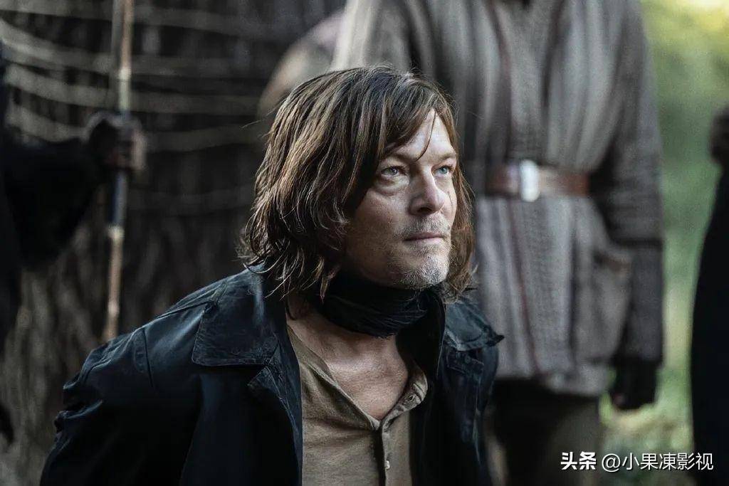 《行尸走肉》衍生剧《达里尔·迪克森》目前在国外拍摄,继续由男演员