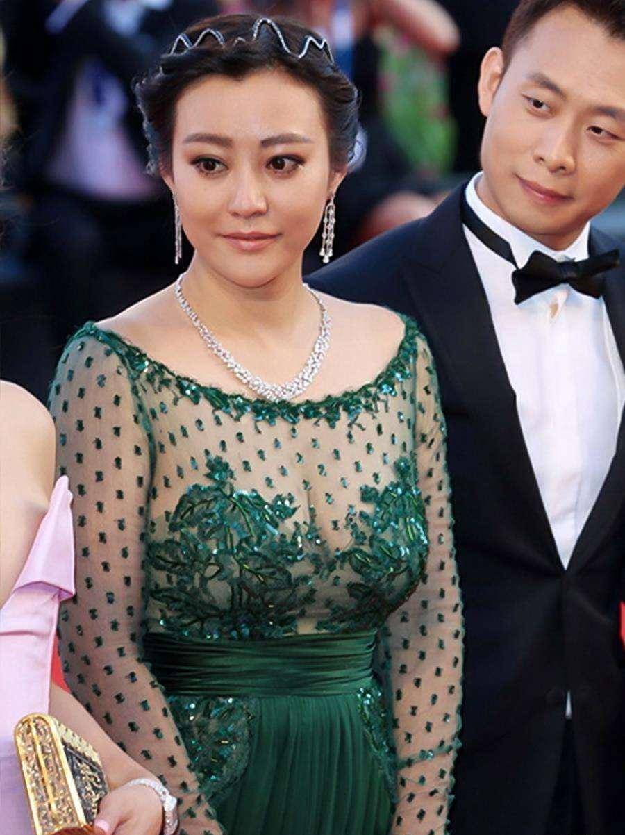 郝蕾鼓励式安慰整容女演员,但女演员最该后悔的,却不是整容_张檬_表演