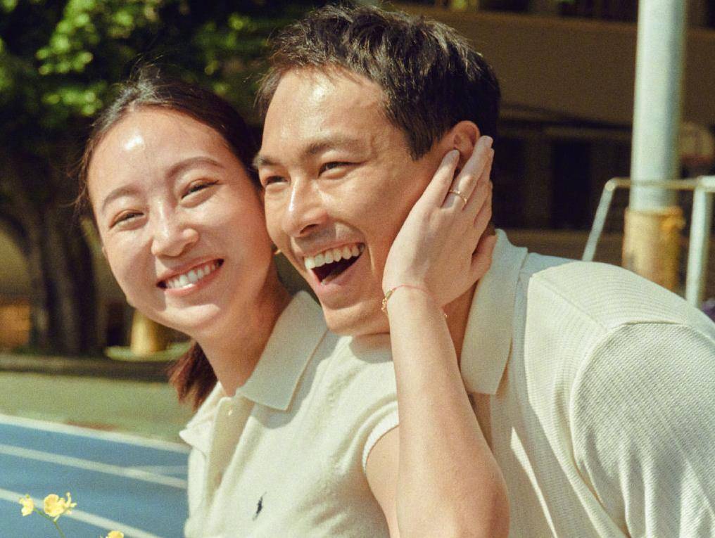 又一个美男娶妻生女,妻子特别的漂亮,不禁让人艳羡_杨佑宁_郭采洁