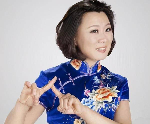 戏外却是夫妻,结婚至今24年,却依旧恩爱不减_赵海燕_本山_闫光明