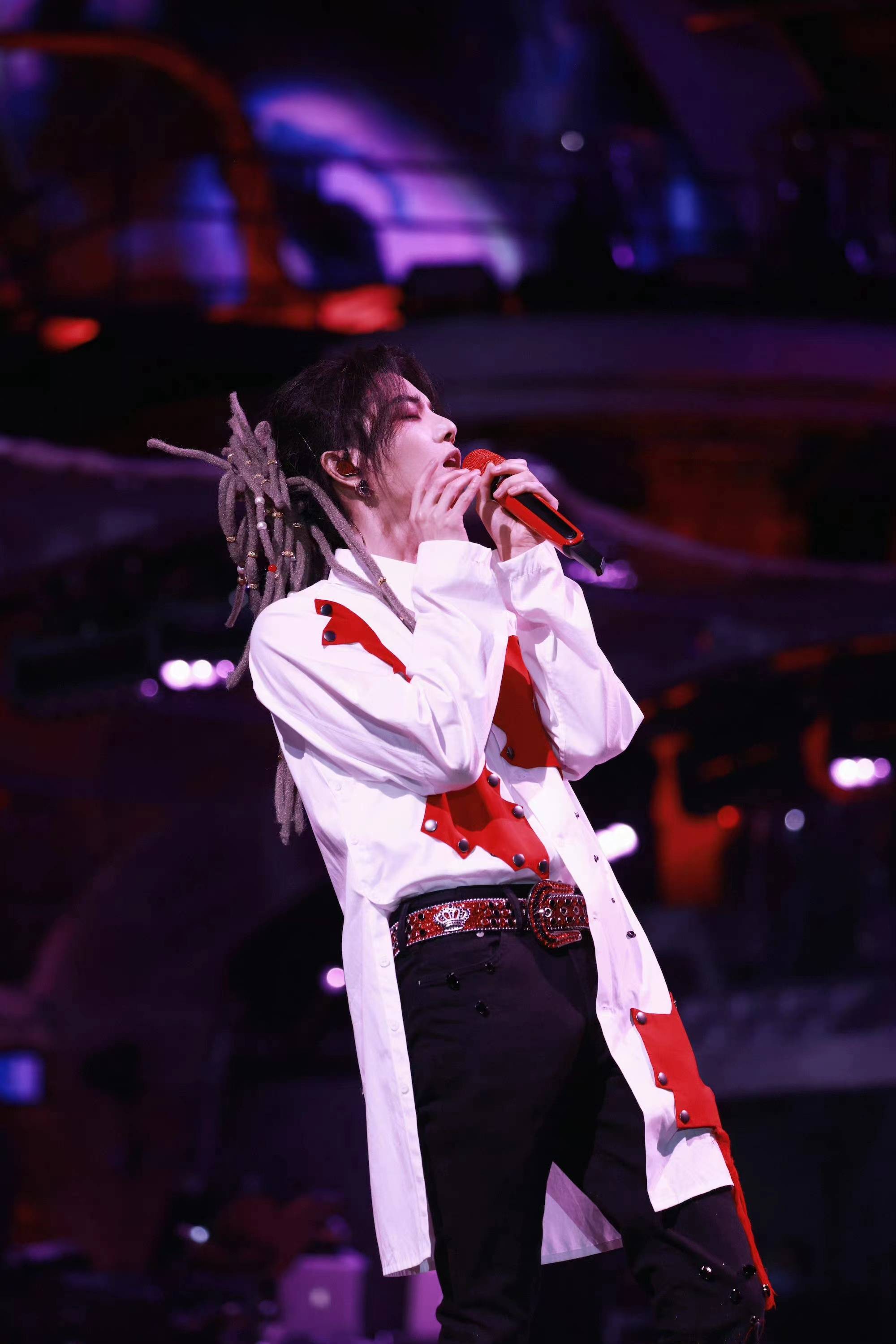 华晨宇新专辑十二月中旬即将上线,网易云独家尽享听觉盛宴!