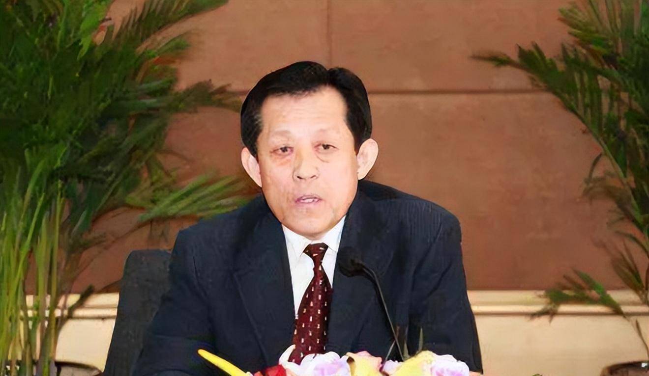 大连徐长元落马:家族"政商黑"三界通吃,房产千套,敛财百亿_母亲_弟弟