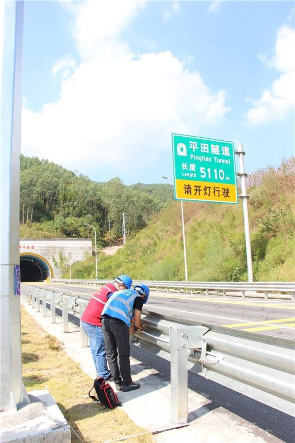 广西灵山太平高速出口图片