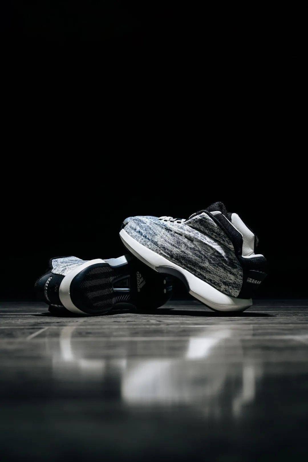 暗灰蛇纹| adidas Crazy 1 