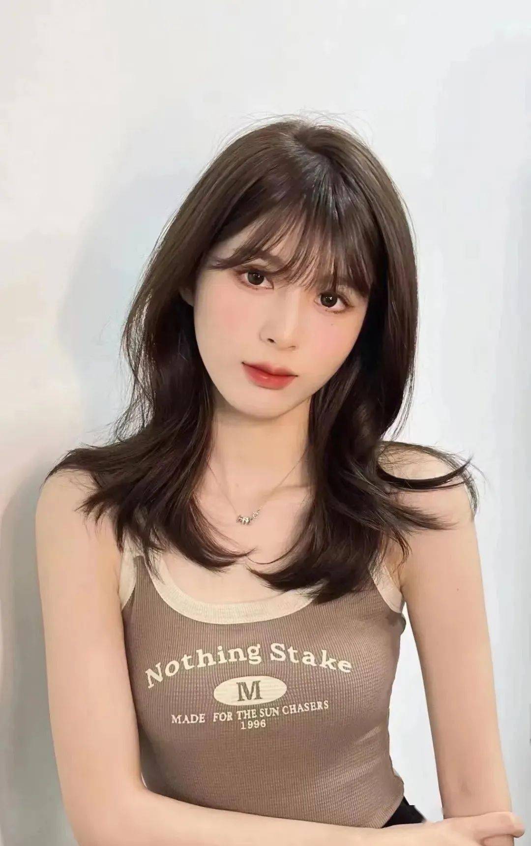 冬季烫染剪 热门发型30款