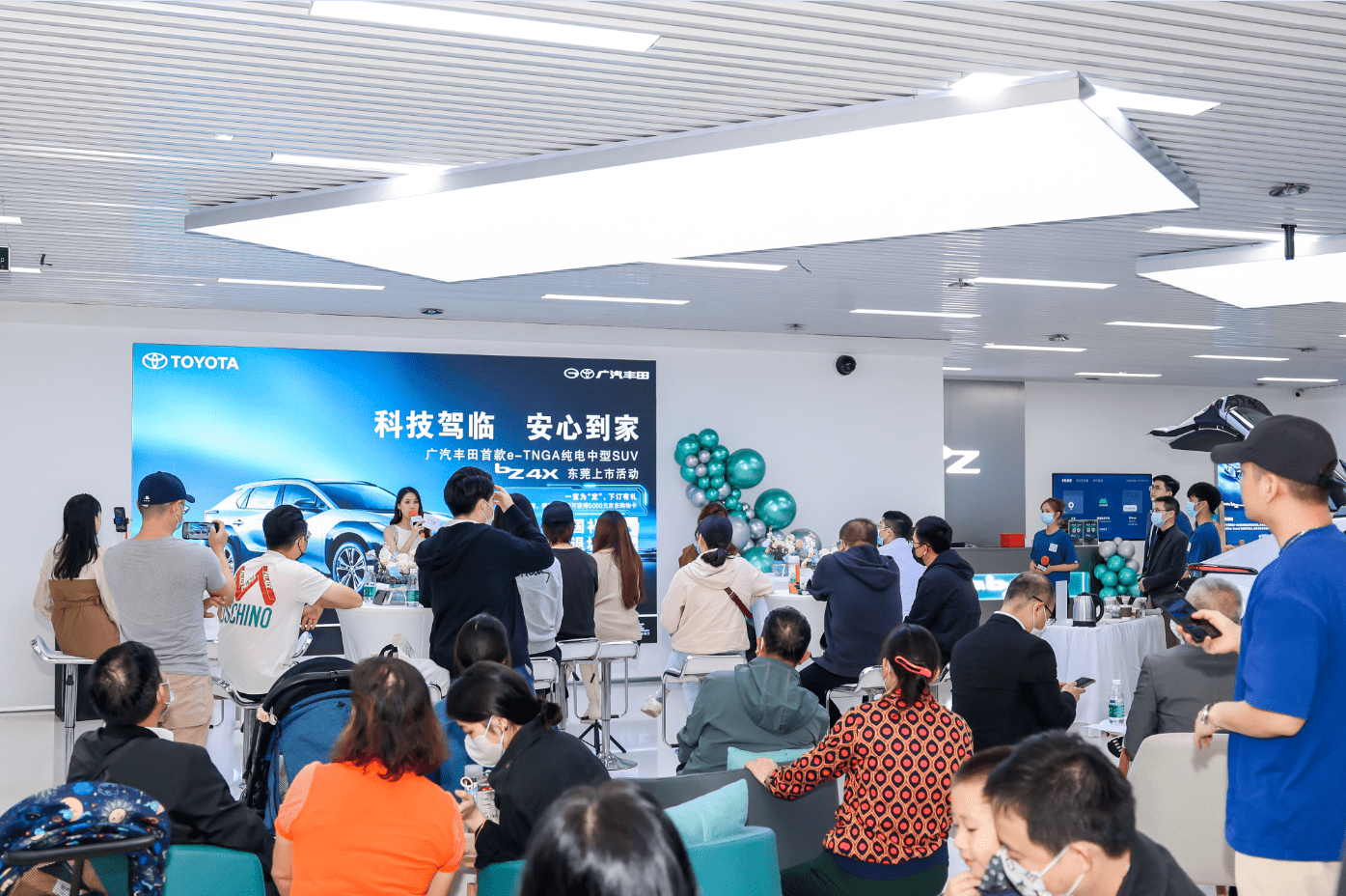 19.98万元起标配领先科技，广汽丰田bZ4X全国到店上市_搜狐汽车_搜狐网