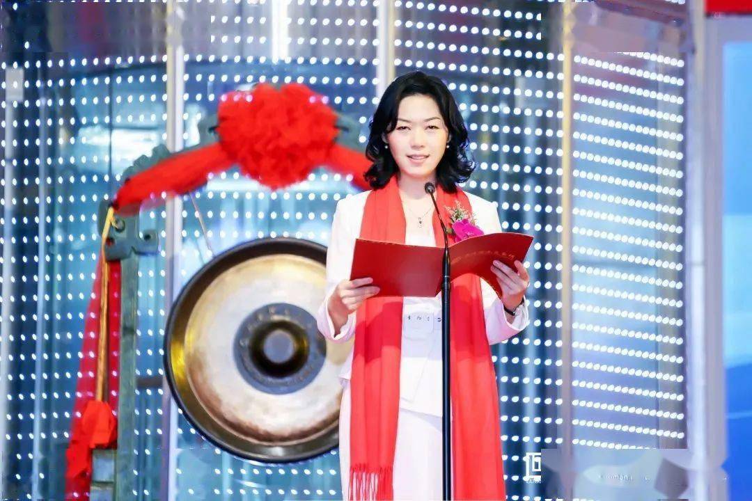 董事长:疫情反复对主营业务造成一定影响!_罗曼_股份_上市公司股东