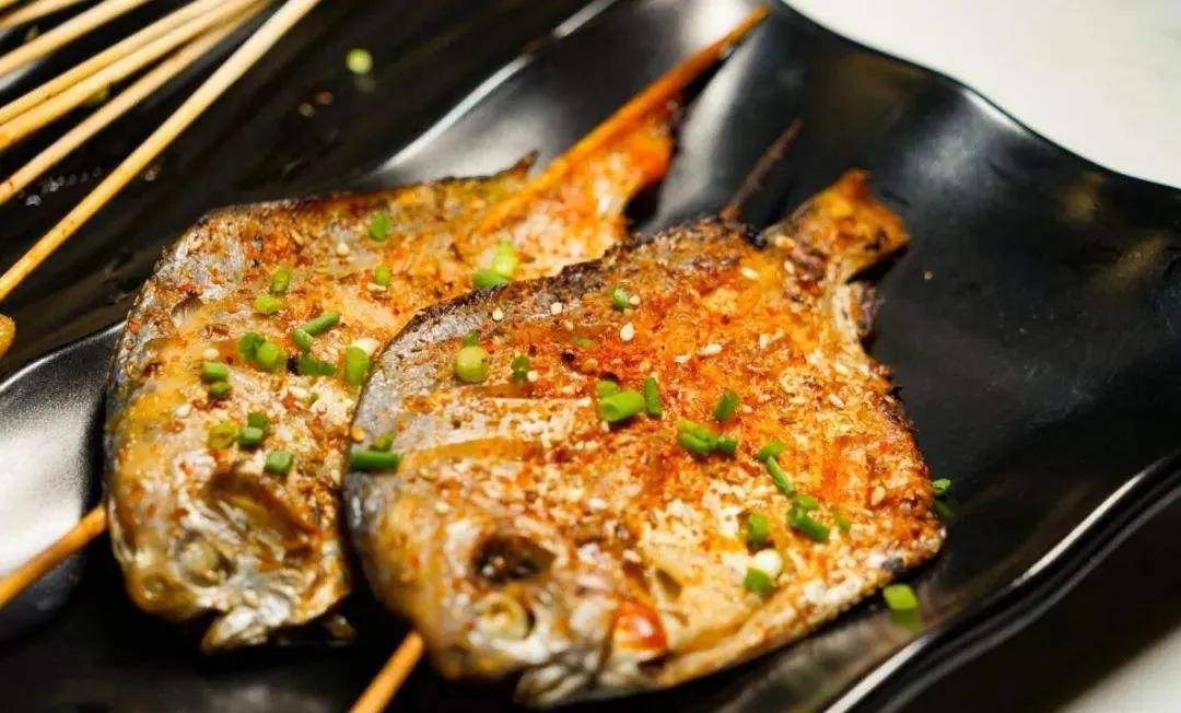 香辣奶参没吃过,应该很好吃吧,不过烤肉套餐确实不错_鲳鱼_金针菇