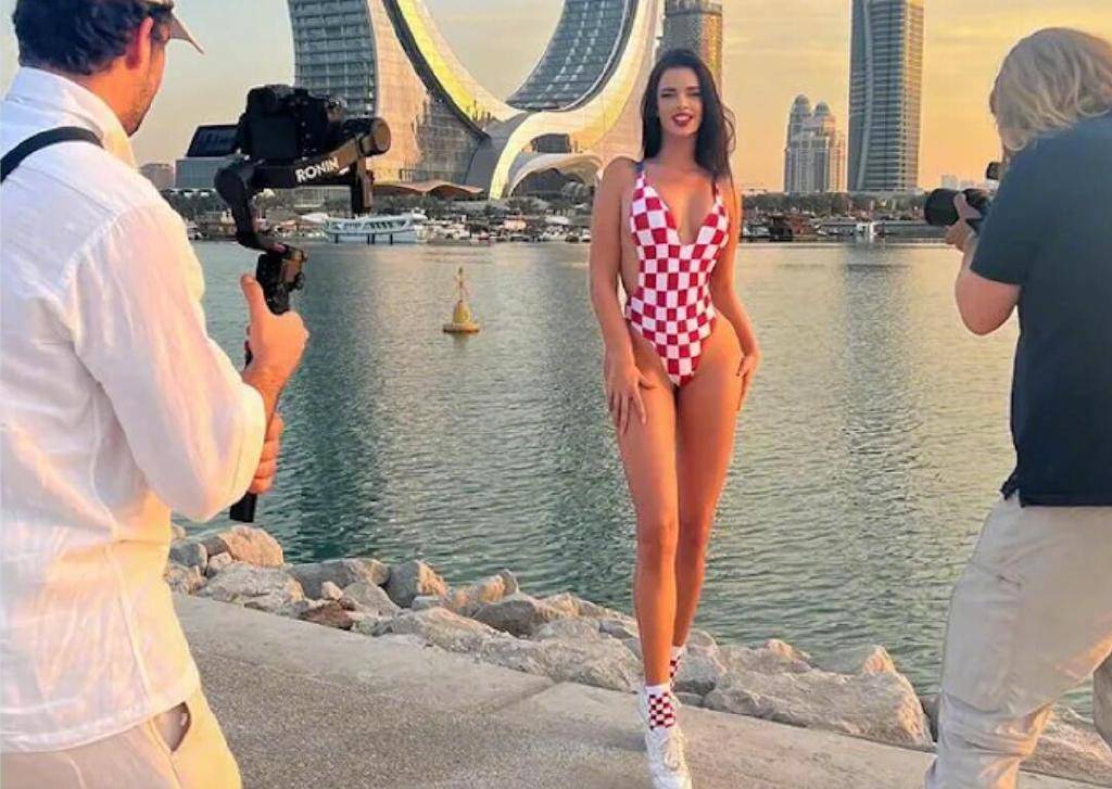 克罗地亚最美女球迷伊万娜·诺尔！性感火辣反而惹争议