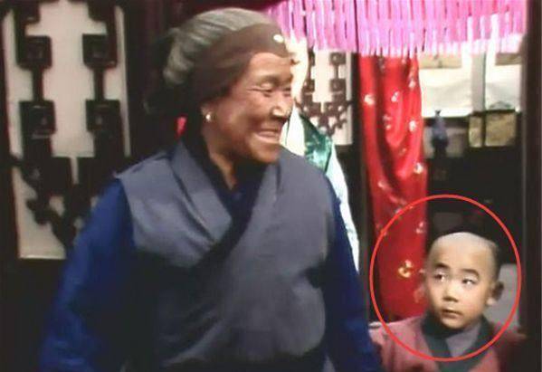 刘姥姥的外孙板儿李玥许多名著都被无限翻拍,但是对于红楼梦87版是