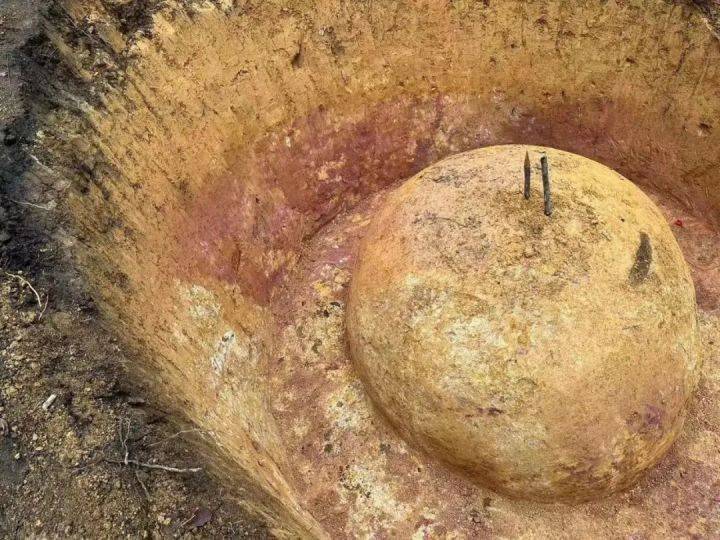 三僚曾真君:风水穴位土色_黄为上_五色_地气