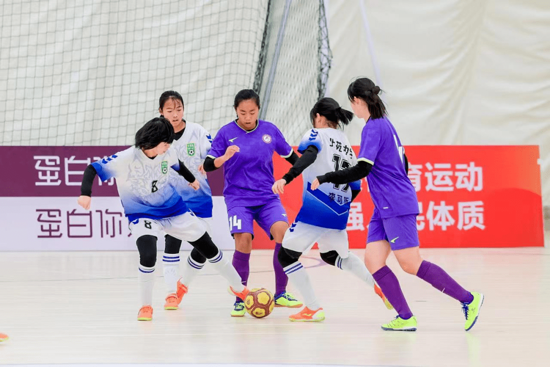留坝县中学u15女子足球队勇夺全国青少年五人制锦标赛冠军_陕西省