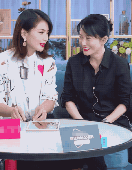 刘涛化身"刘一刀"6小时出镜,俞飞鸿与其同框毫无年龄差_黑色_镜头