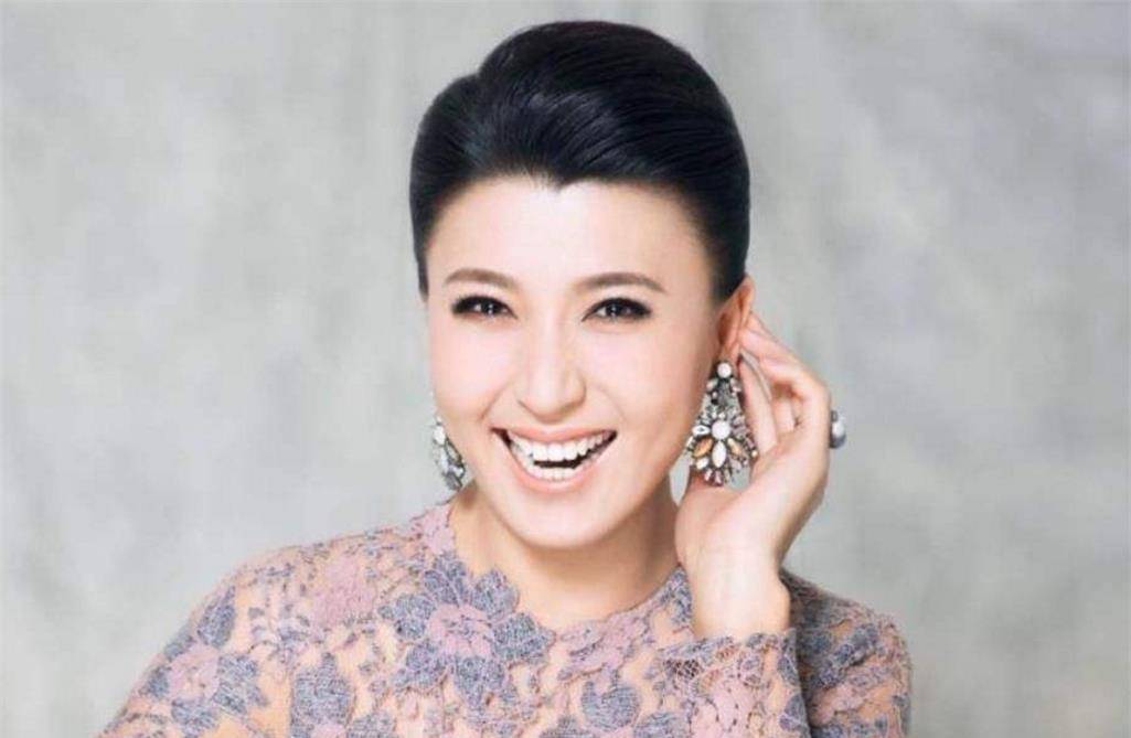 闫学晶年龄 来自搜狐网