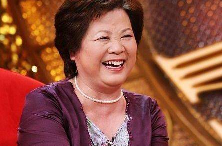 柏万青为何被万人追捧?