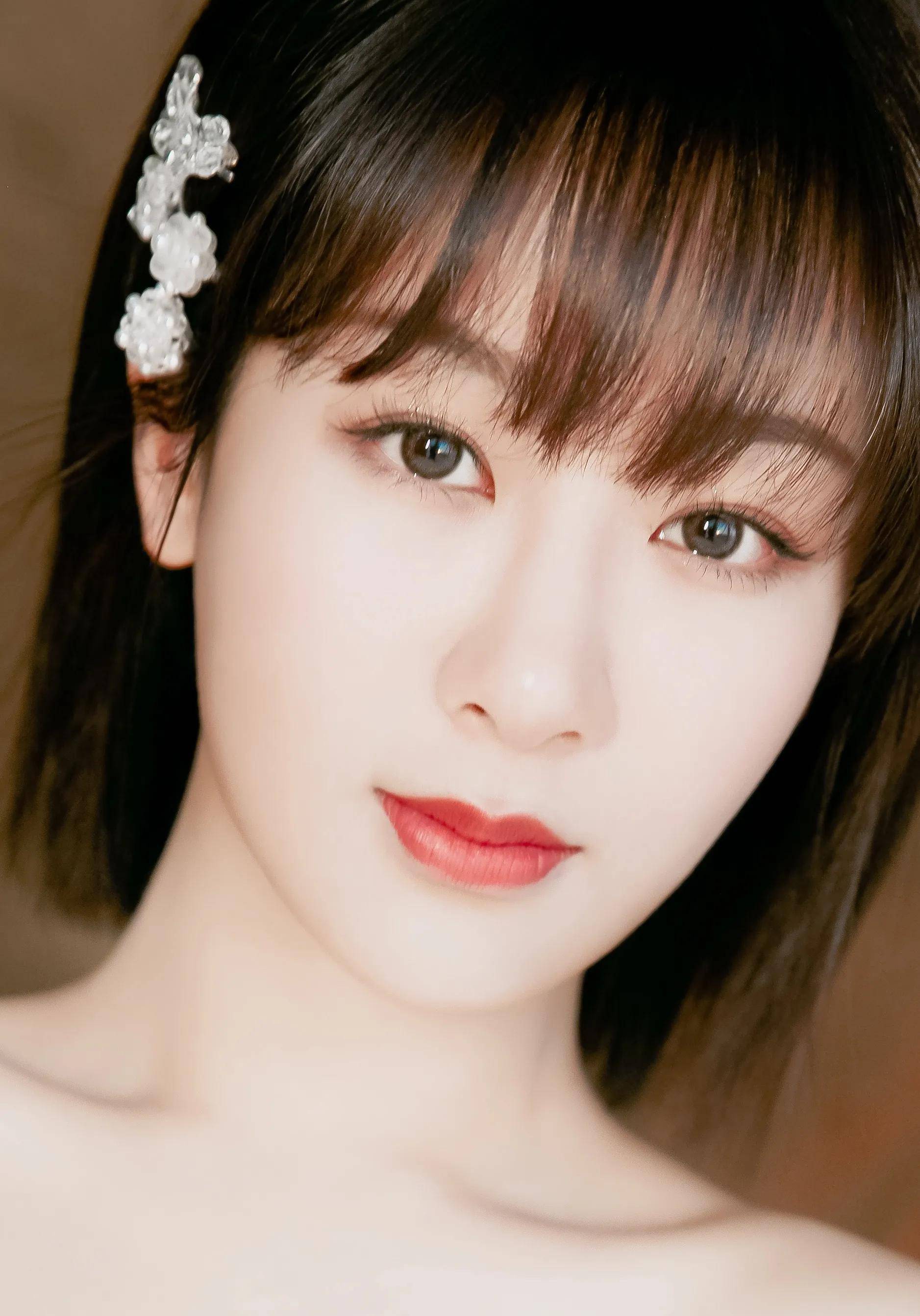 杨紫:可甜可盐是演员的必备条件_道路_角色_时候