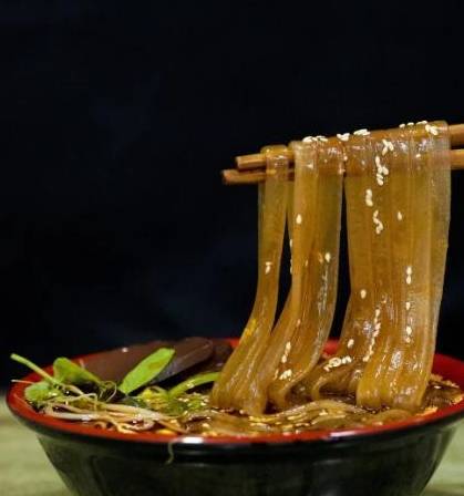 旺苍麻辣粉,数十种佐料配制麻辣鲜香酸俱全,延续二十多年的记忆_酸辣