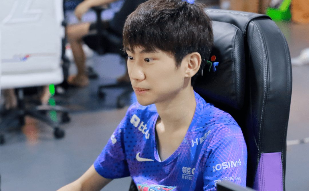 Angel与ON换刘青松是假的?Doinb:可能性是百分之零_交易_中单_牙膏