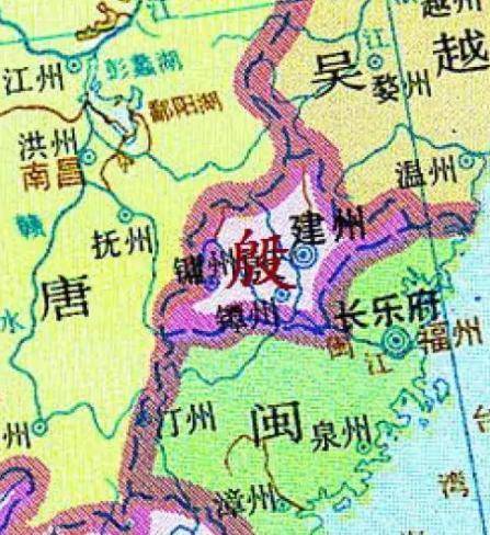 在建州(福建建瓯)的王延政见机出兵讨伐福州,朱文进,连重遇先后被杀