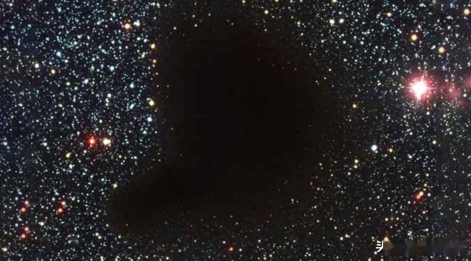 直径超2亿光年,牧夫座空洞是如何形成的?有两种可能_宇宙_文明_能源