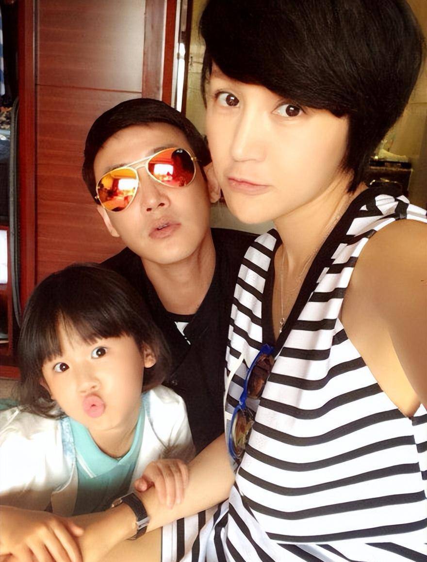 鲍蕾:嫁陆毅生两女,婚后多年依然甜蜜,二人的爱情不是作秀吗?