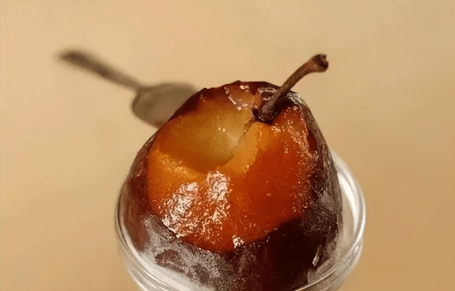 兰州软儿梨又叫香水梨,冻梨,是冬天成熟的果子.