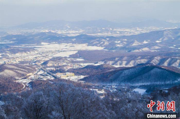 第二十届亚布力滑雪节开幕 对标北欧打造冰雪运动旅游胜地 