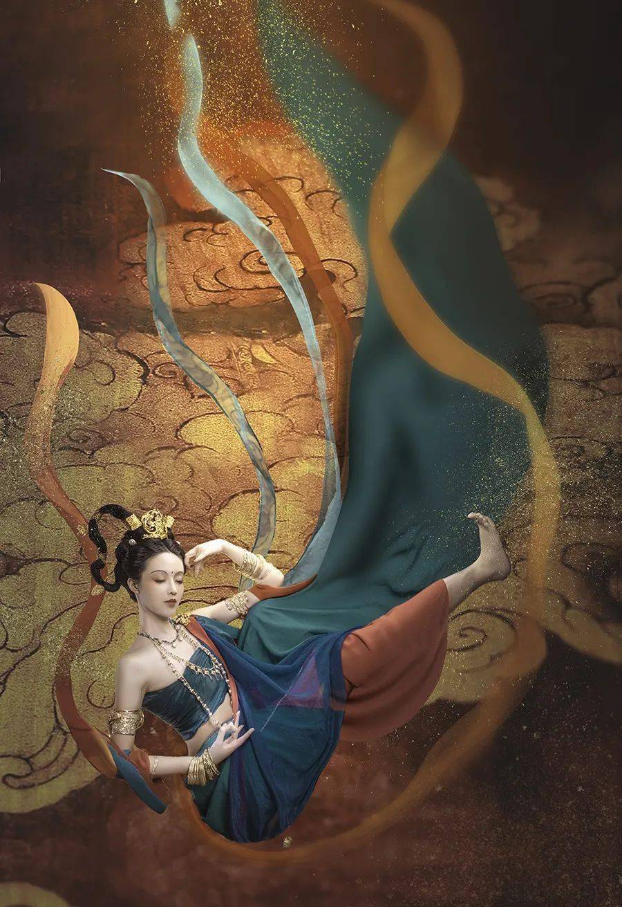 清华美女学霸cos菩萨,火出国!