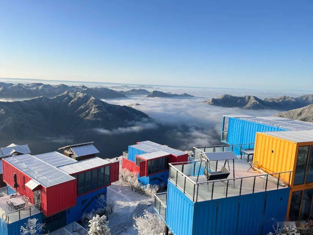 6969696969五峰国际滑雪场位于宜昌市五峰土家族自治县湾潭