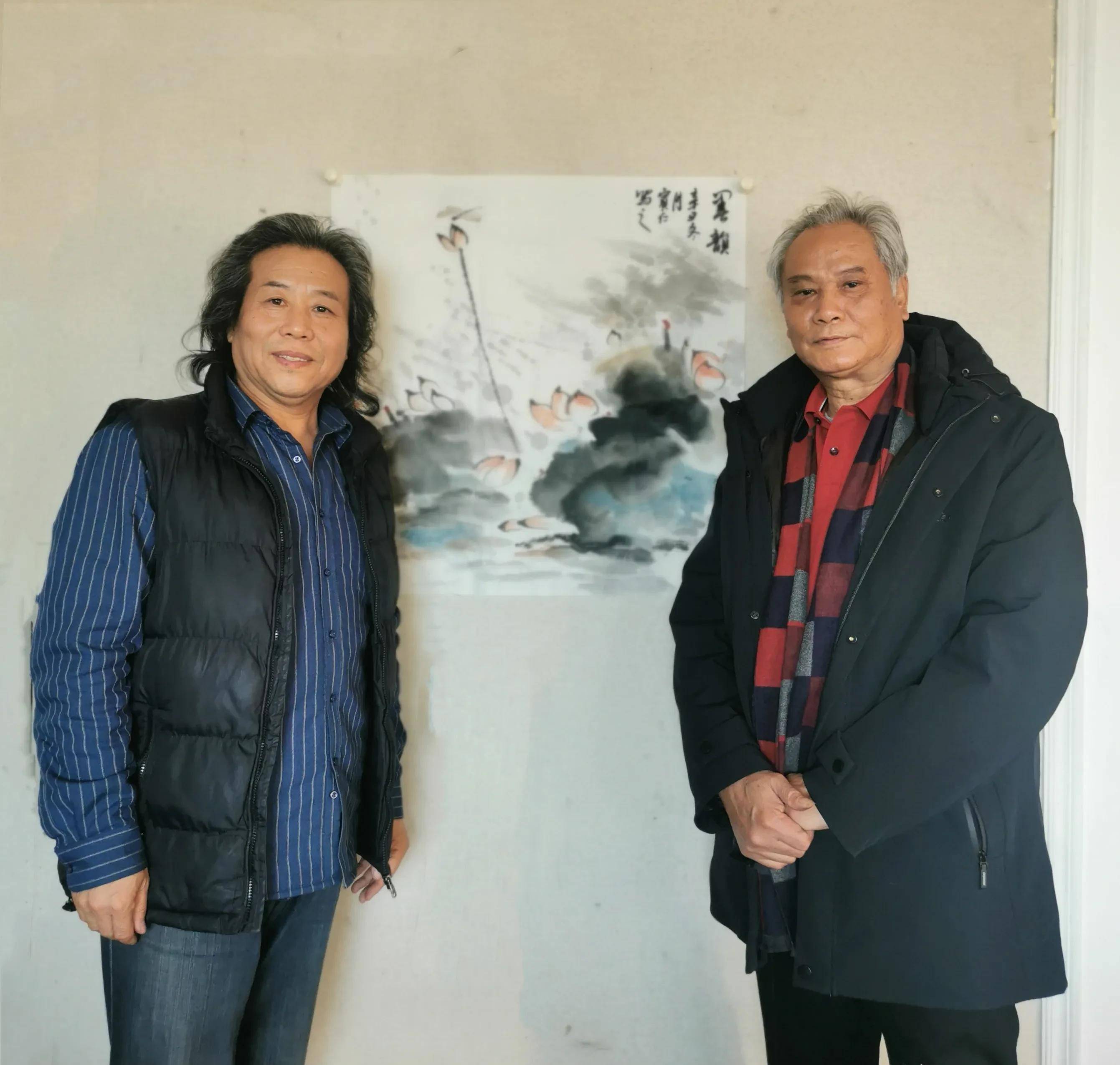 出名片子导演、画家魏宾仁来到北京宋庄艺术小镇造访画家墨豪