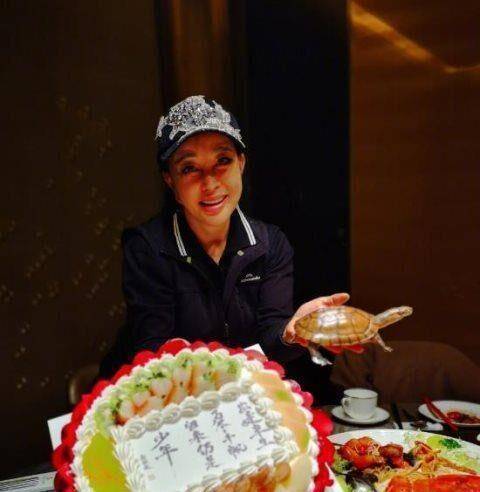 刘晓庆69岁生日曝光!