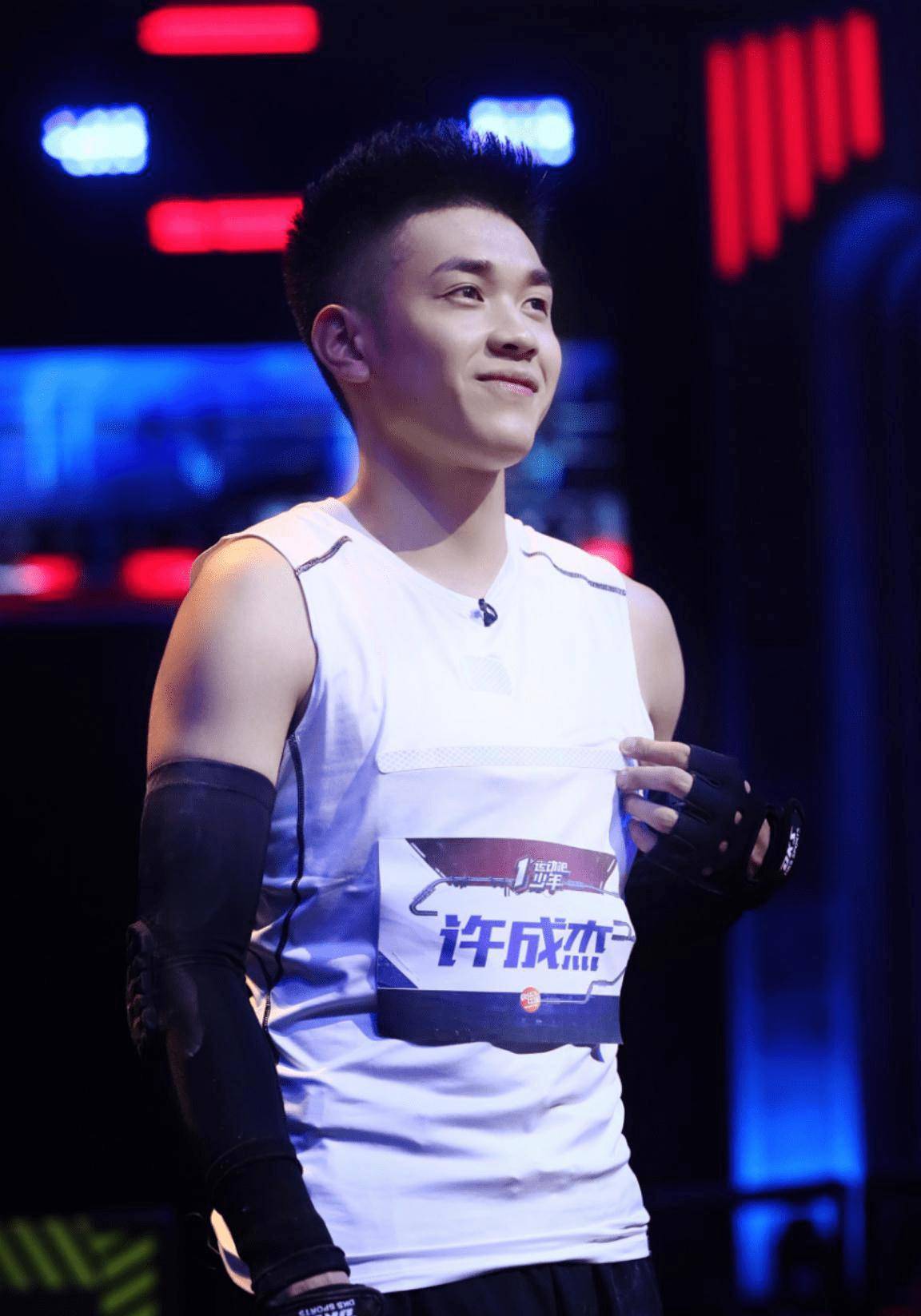 《运动吧少年》中戏舞剧少年不被看好,疑少年不公张继科执意回放?