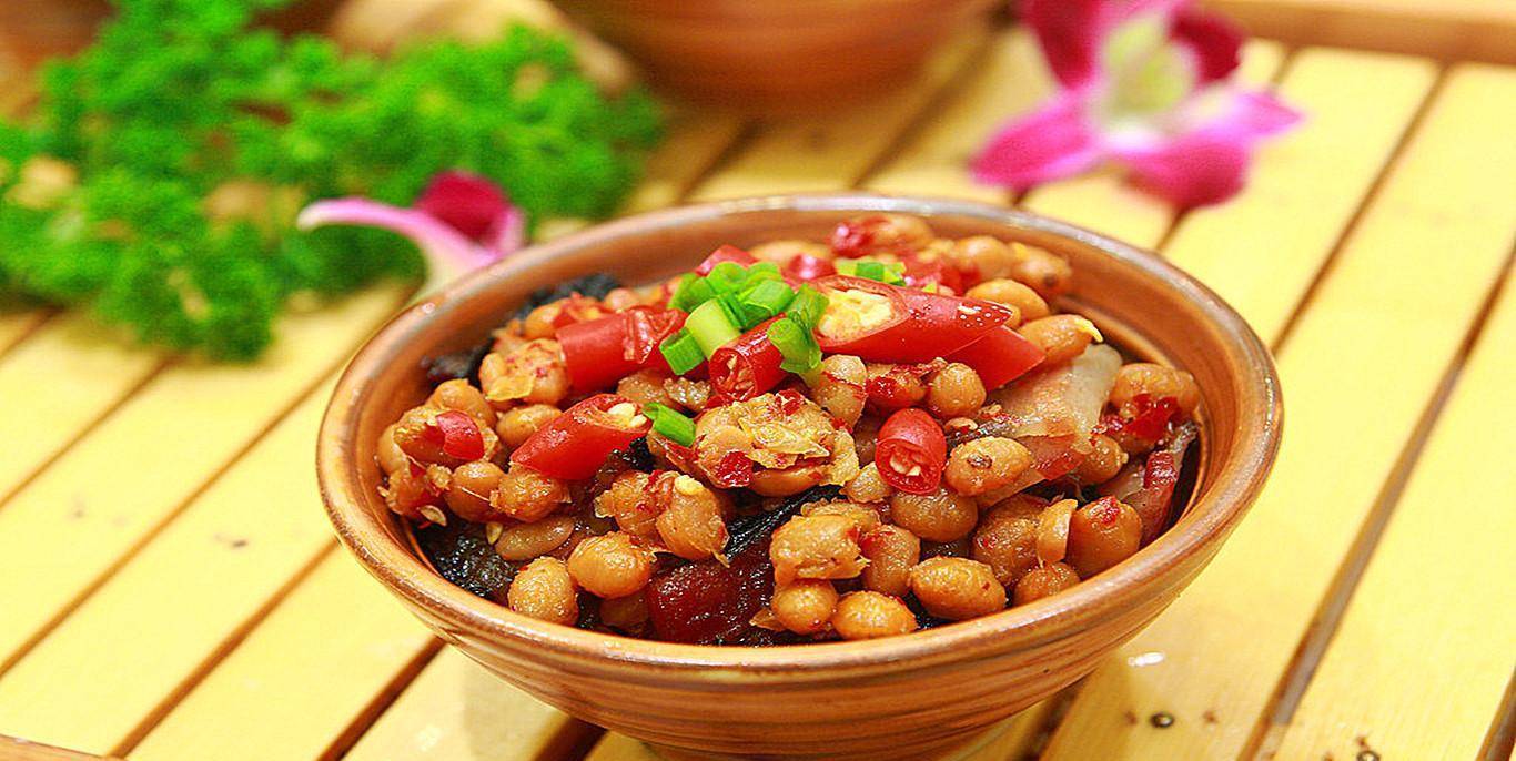 品质湖南,湘菜经典-腊八豆蒸腊肉,尽享舌尖上的美味_冷烟_清蒸_自然