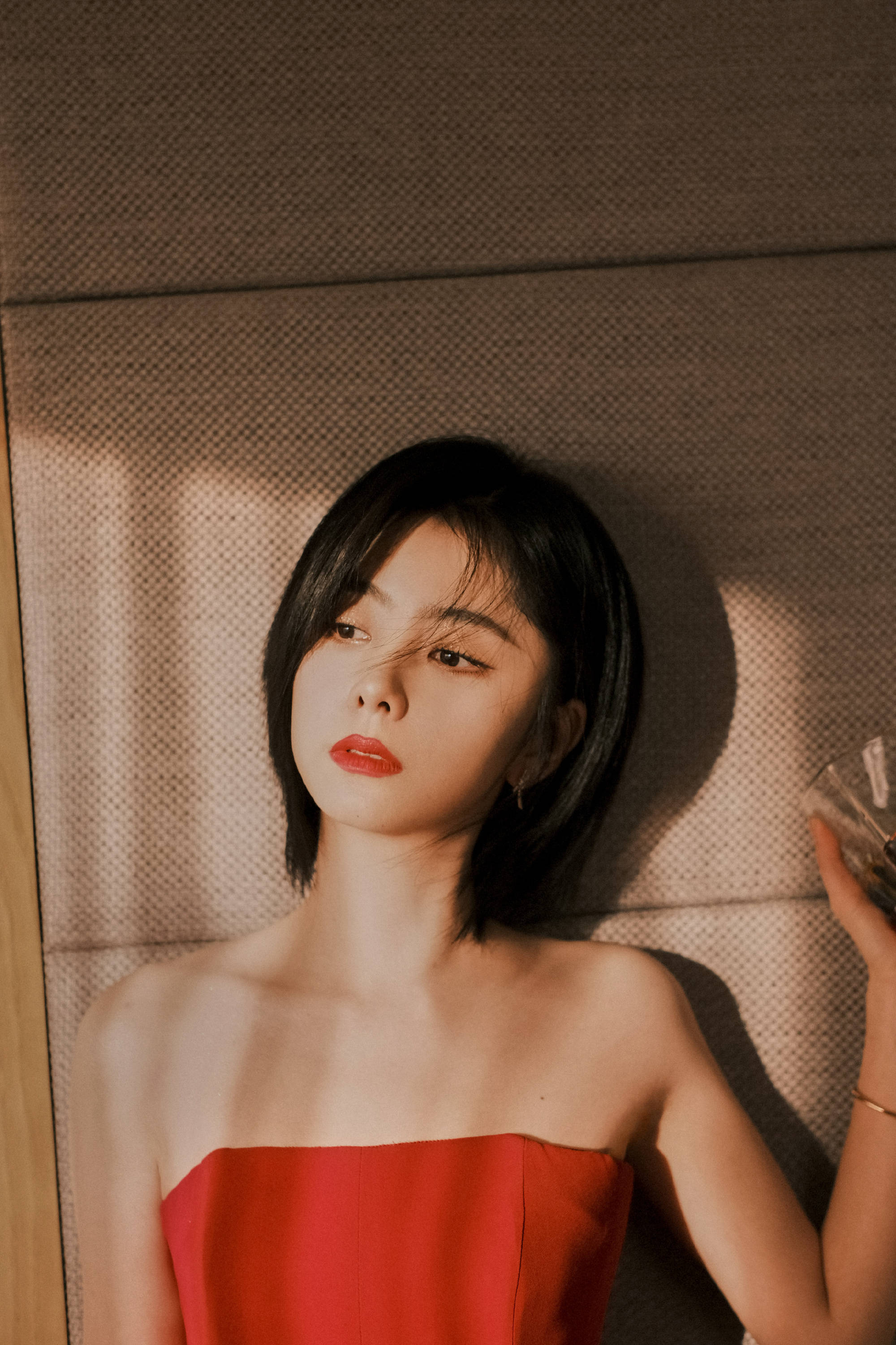 谭松韵:满载晴朗出发,和飞行员程霄一起向风而行_小姐_风格_发布会