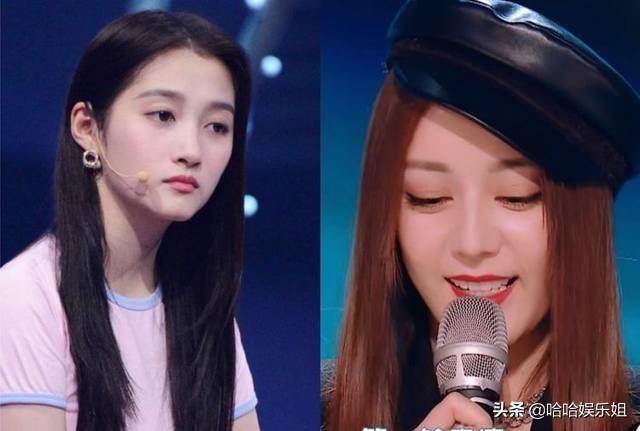 当时,关晓彤和迪丽热巴并肩而坐,虽然她们俩互动没多少,但"二美同框"