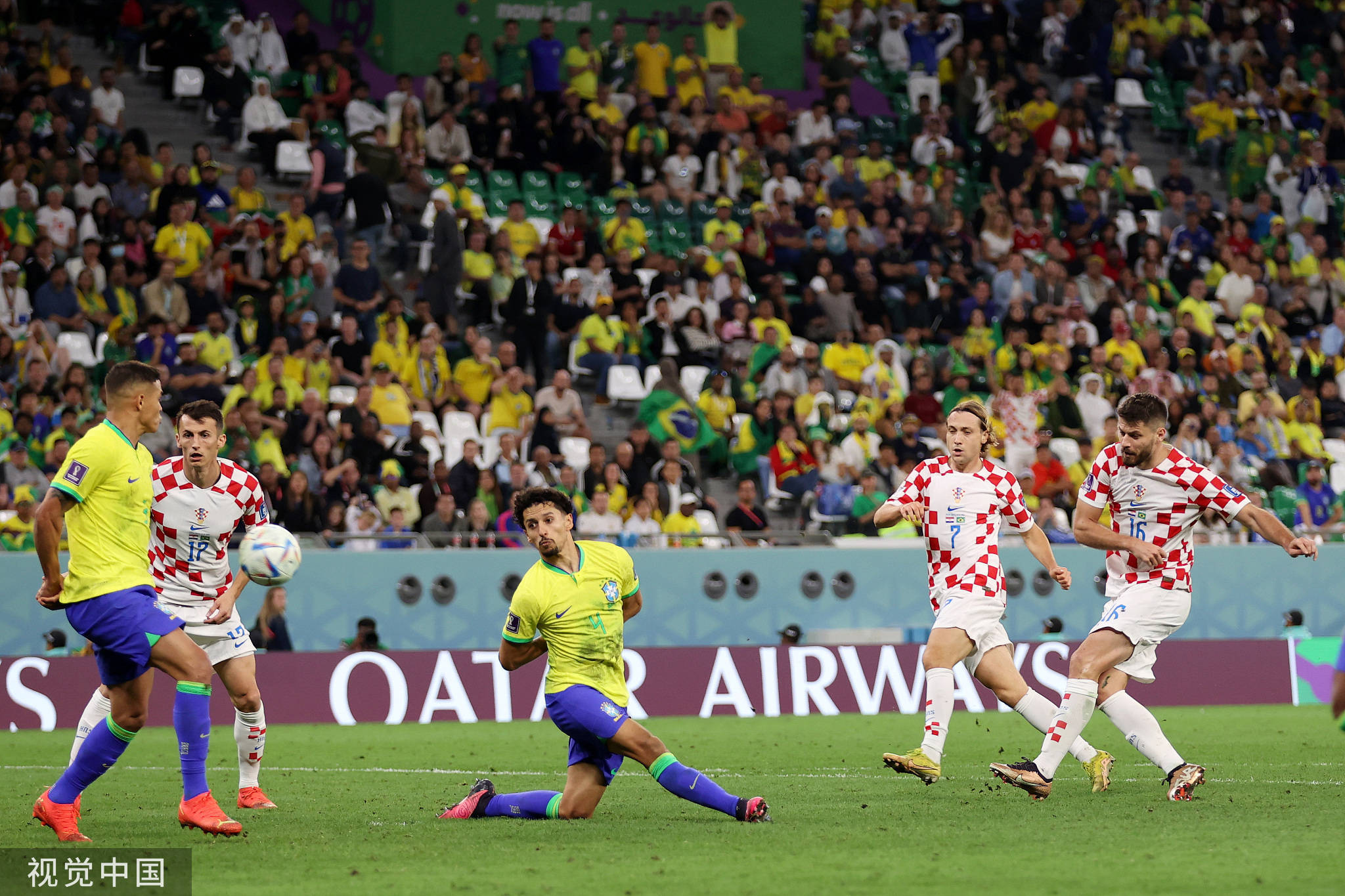 世界杯-点球大战利瓦科维奇扑点 克罗地亚5-3巴西晋级4强