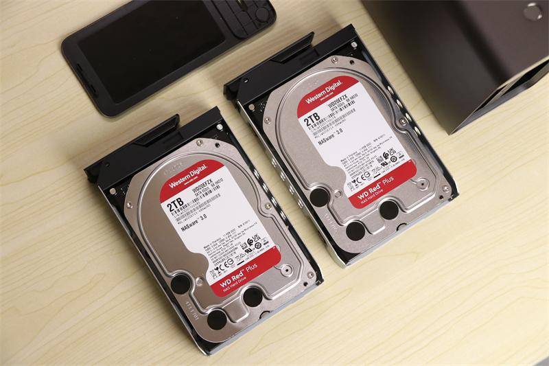 华为家庭存储体验分享_设计_硬盘_支持